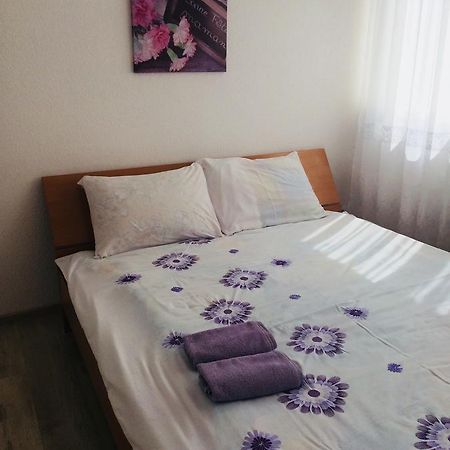 Cozy Apartment Near The Airport "Kyiv" Bagian luar foto