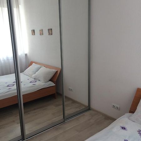 Cozy Apartment Near The Airport "Kyiv" Bagian luar foto